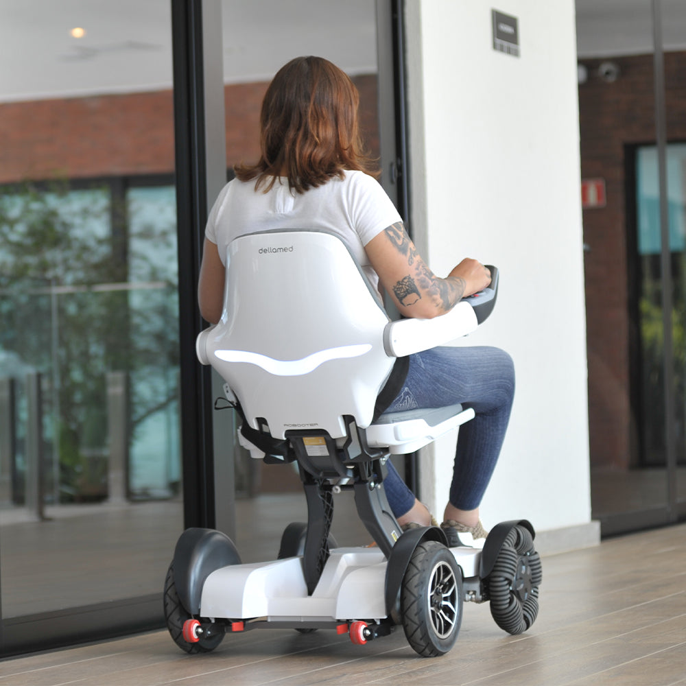 Cadeira de Rodas Motorizada Spacemed (120 kg) - Dellamed