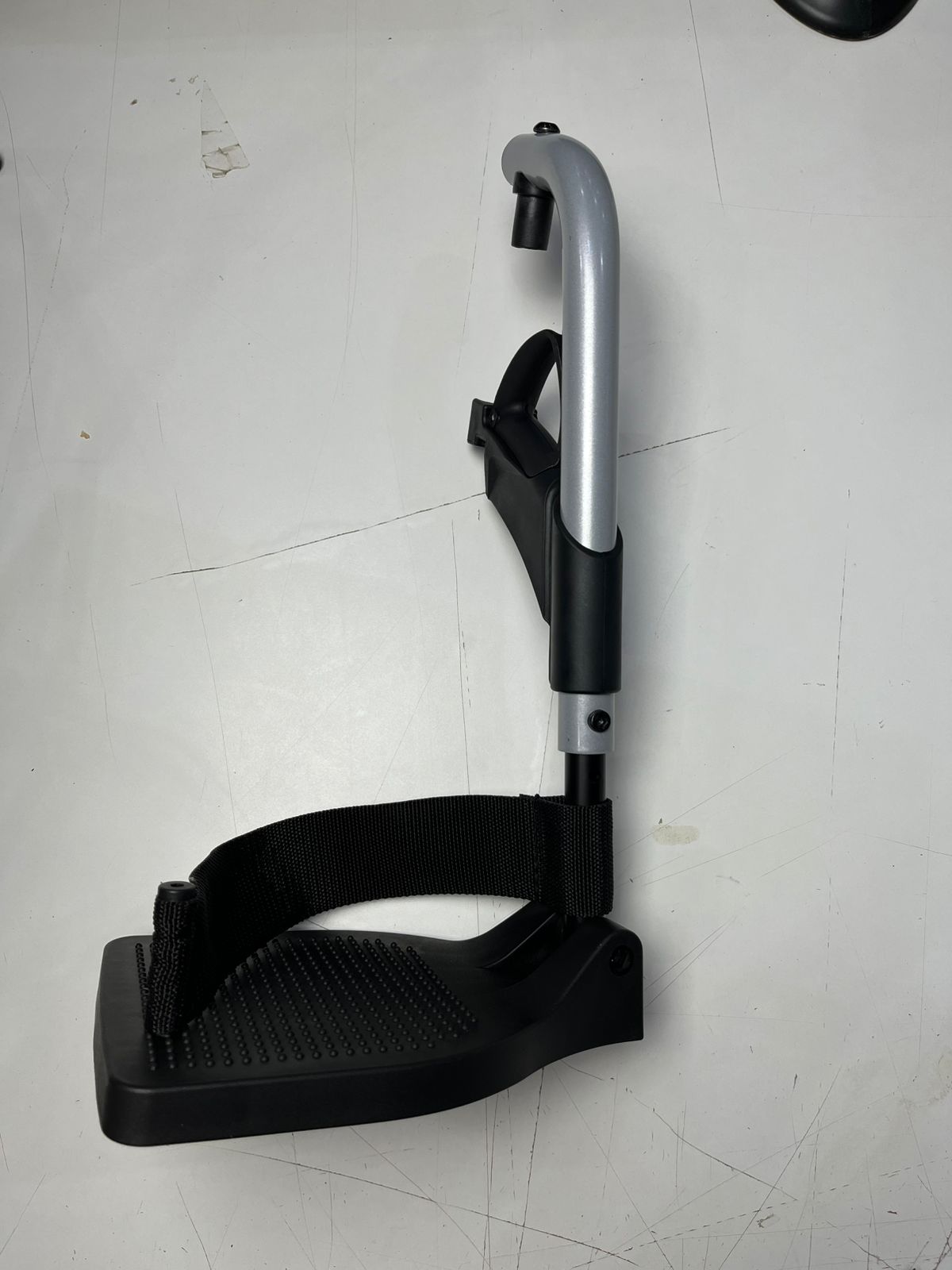 (D1000) Pedal Esquerdo Cadeira Motorizada Dellamed