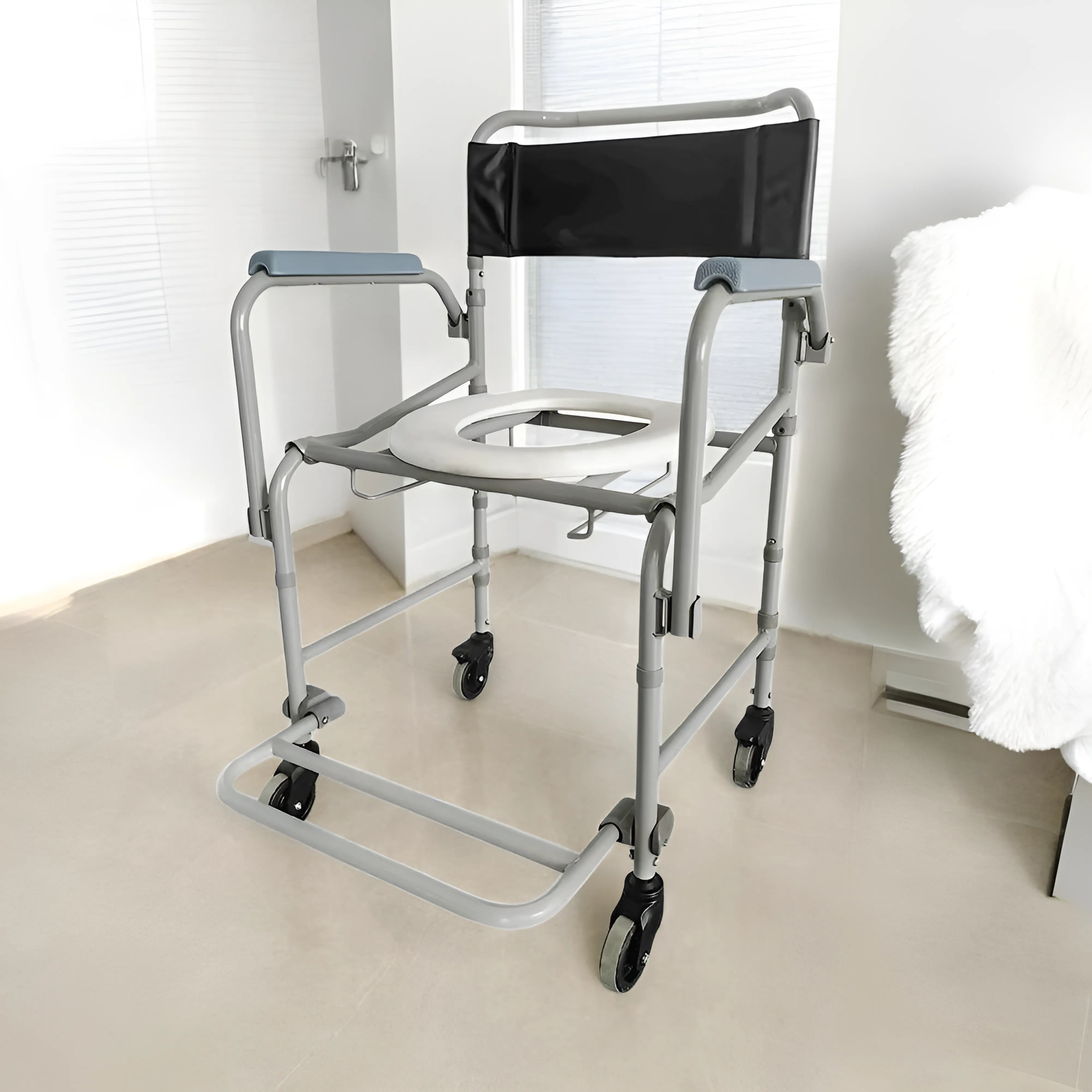 Cadeira de Banho Higiênica Dobrável em Aço D40 (120 kg) - Dellamed